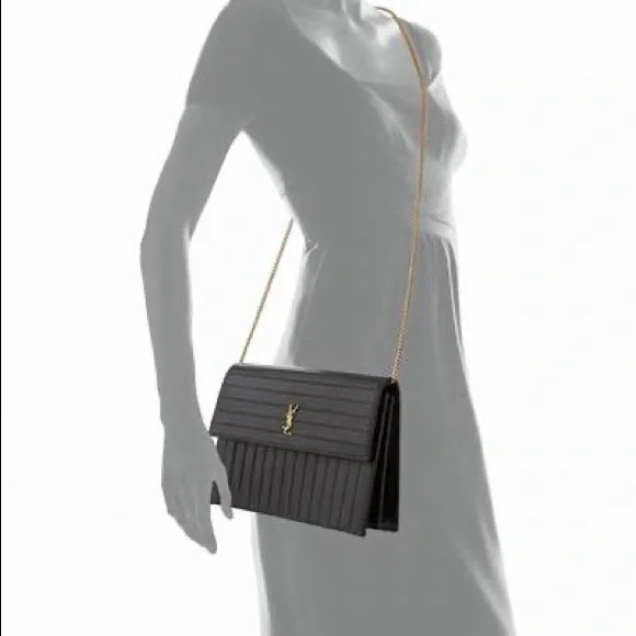 **AUTHENTIC YSL HANDBAG** - Picture 14 of 16